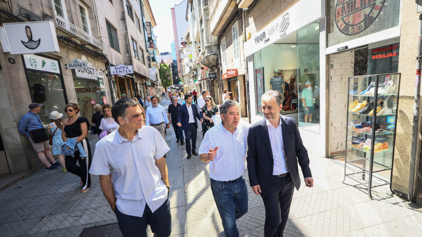 “Ver tanta xente na rúa e tanto comercio impresiona”